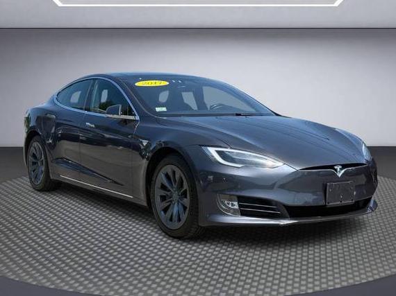 TESLA MODEL S 2017 5YJSA1E22HF229573 image